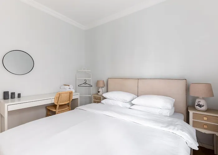 Eclair By Halu! - 2-bedroom Pet Friendly In The Center Daire Selanik